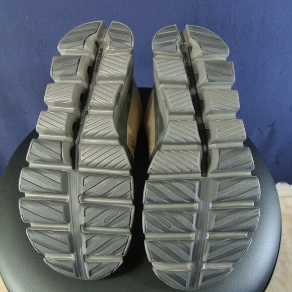 NEW On Running Cloud Helion waterproof boots sneakers UK8#244 - Picture 10 of 10